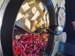 -鸿姐老火锅(静安店)