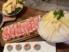 -旧街市鲜货老火锅(大光路店)