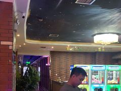 -宝莱迪量贩式KTV(郑汴路店)