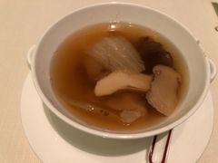 菜胆松茸汤-天龙轩(香港丽思卡尔顿酒店)