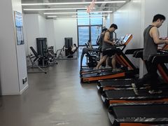 -乐刻健身(汇德隆购物中心店)