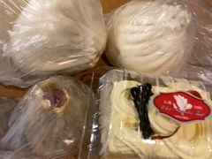 -白玉兰食品甜凤店(合生汇店)