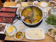 -田村·酸汤鲜牦牛肉火锅(布达拉宫广场店)