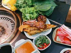 -梨花自助烤肉(西三旗万象汇黑金店)