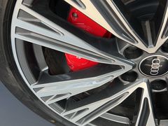 -沈阳业乔龙业奥迪4S店(沈河店)