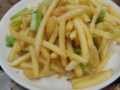 -丹水桥地锅鱼·翘嘴鲌·地方特色全鱼宴(丹江口大坝店)