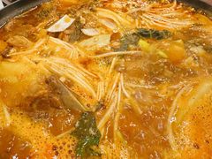 脊骨土豆火锅-多宾韩国料理(学衡路店)