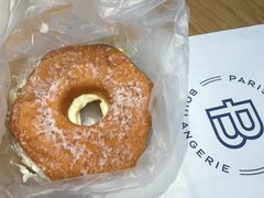 甜甜圈-巴黎贝甜(大宁国际商业广场店)