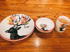 餐具摆设-新白鹿餐厅(百联中环店)