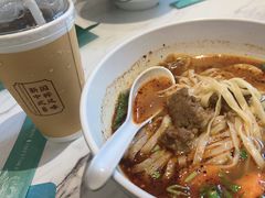 -康师傅私房牛肉面(申虹店)