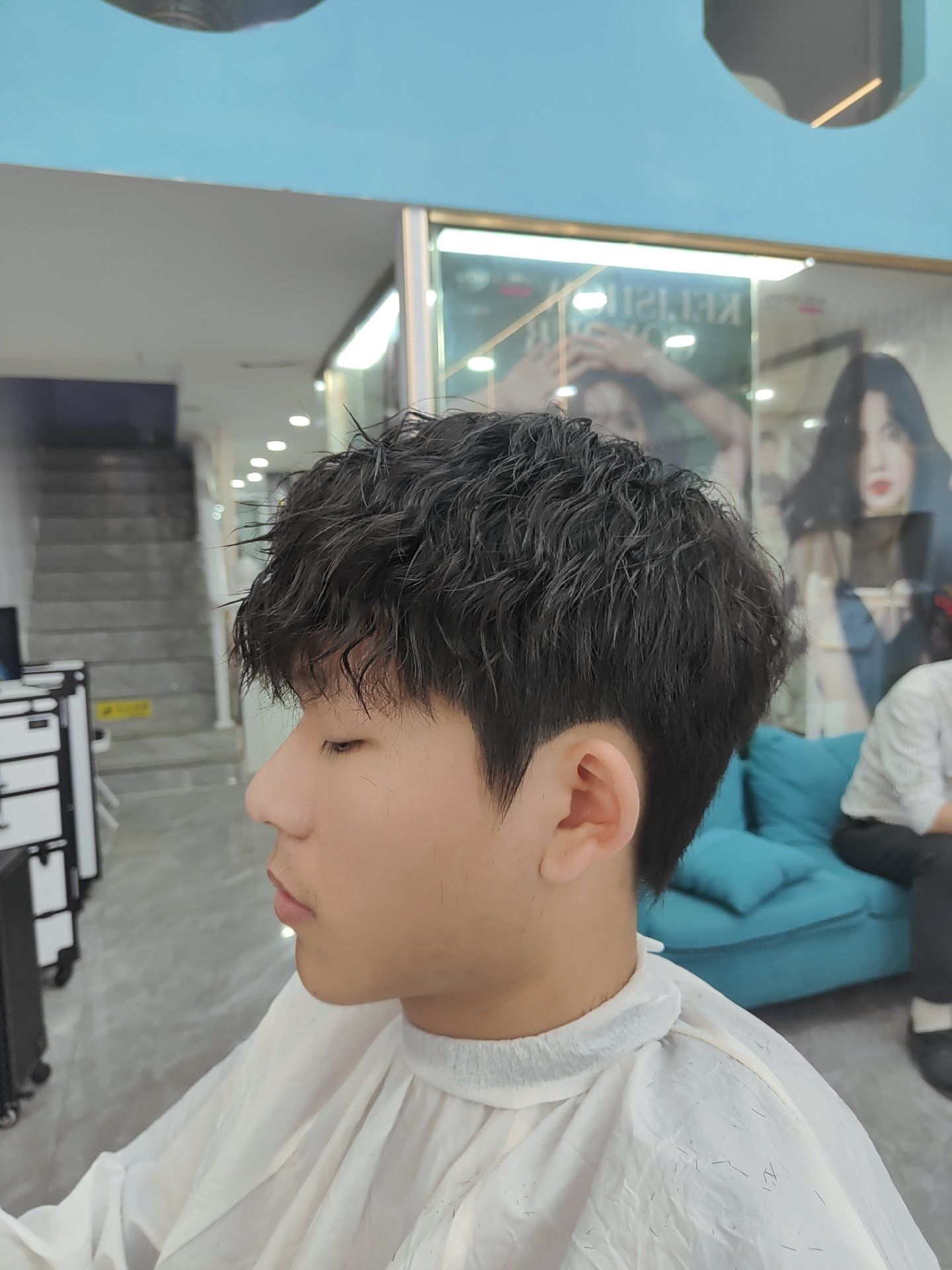 适合男士脸型发型推荐