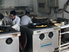 大堂-草桥清真牛肉锅贴扁食店