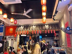 -爆炸头阿姨小四川正宗川味小吃(无任何分店)
