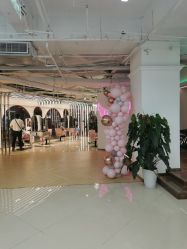 -BULB STUDIO 巴柏明星发型工作室