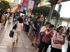 -真老大房鲜肉月饼(南京路步行街店)