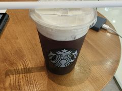 -星巴克臻选(济南万达店)