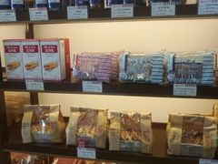 -红宝石·鲜奶小方·海派西点房(南翔店)