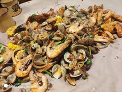 麻屋手抓海鲜-麻屋手抓海鲜(防城港总店)
