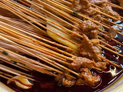 -拈签一笑黄牛肉辣卤串串