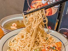 -蟹黄鱼·海派深夜面馆(巨鹿路店)