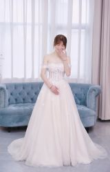 -LOVE SHINE婚纱·红鼎庄龙凤褂·妈妈装定制