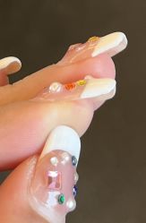 -UN·桃喜日系美睫美甲