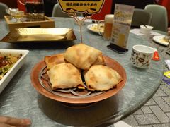 -幸福的烤包子·新疆菜