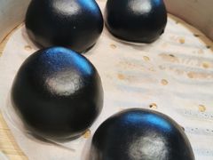 黑金流沙包-新荣记(南京西路店)