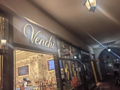 -VENCHI 闻绮(上海佛罗伦萨小镇店)