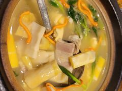 -玖鲜小笼(中山广场店)