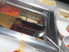 -海底捞火锅鲜切牛肉主题店(长寿路店)