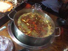 -乐山串串香老火锅(鼓楼店)