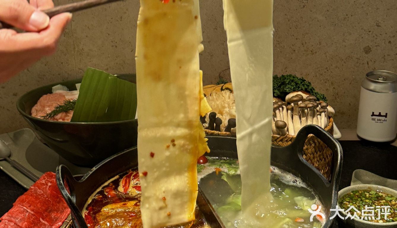 冬天当然是要吃火锅啦🥘