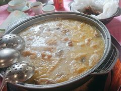 -侠成水上农庄(工业大道店)
