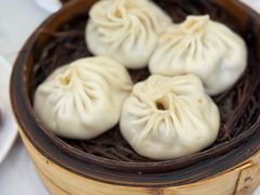 虾肉小笼-老西白点心店