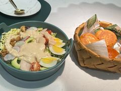 -ins森林童话餐厅coffee&bistro