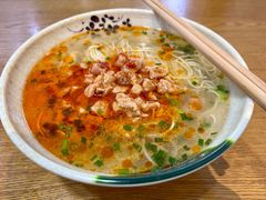 辣肉面-黄阿姨锅贴大王(万航渡路店)