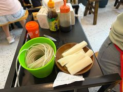 -黄潇洒老火锅(九眼桥宏济巷店)