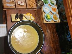 -银米·云南传统过桥米线(双廊黑金冠店)