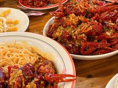 -冶建镜子·老南昌大排档·江西虾王(总店)