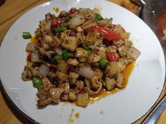 -大众跷脚牛肉馆·非遗传承单位(峨眉山店)