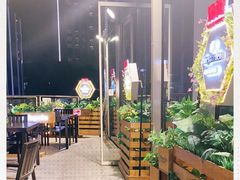 -日进一片海.生腌海鲜火锅.宵夜烧烤(三里屯总店)