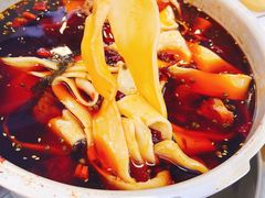 -晓彭肥肠鸡·泡椒鸡火锅(水木天地店)