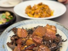 土罐煨花肉-芙蓉凰花园酒楼