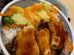 鲜蔬煎鸡饭套餐-吉野家(上海美罗城店)