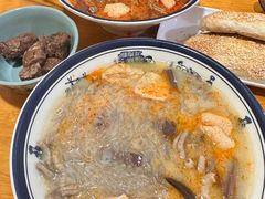 -鸭小妹鸭血粉丝(老门东店)
