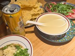 -洱火云南酸菜牛肉火锅(石景山当代商城店)