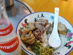 -明姨仔潮汕美食·碳炉猪脚·汕尾牛腩饭·起片鸡煲(起义路店)