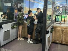 -都市枪神实弹射击俱乐部