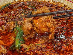 水煮牛肉-洪霞餐馆·川菜·鲜货现炒(两江春城店)